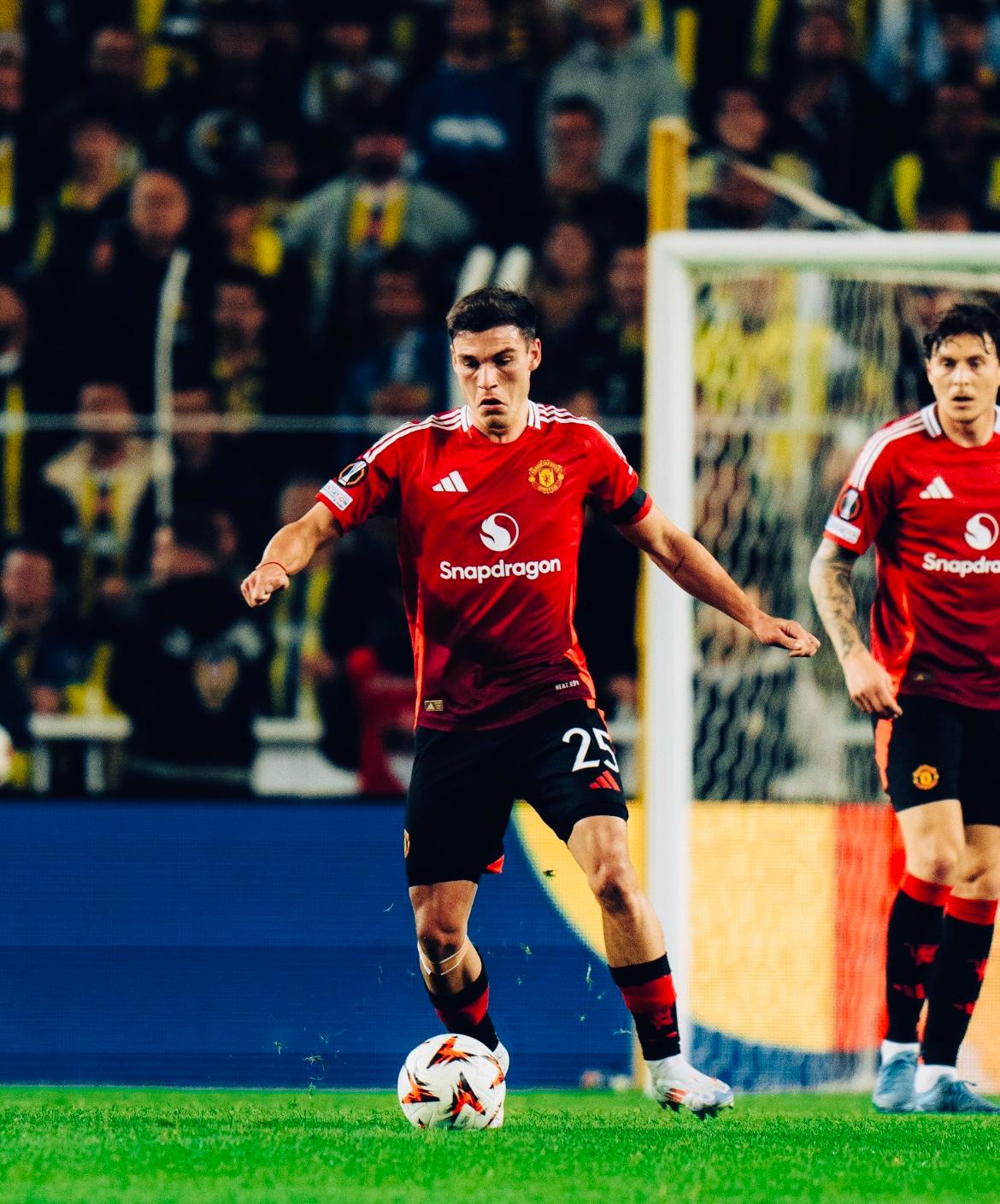 Istanbul produces a first draw between Manchester United and Fenerbahce